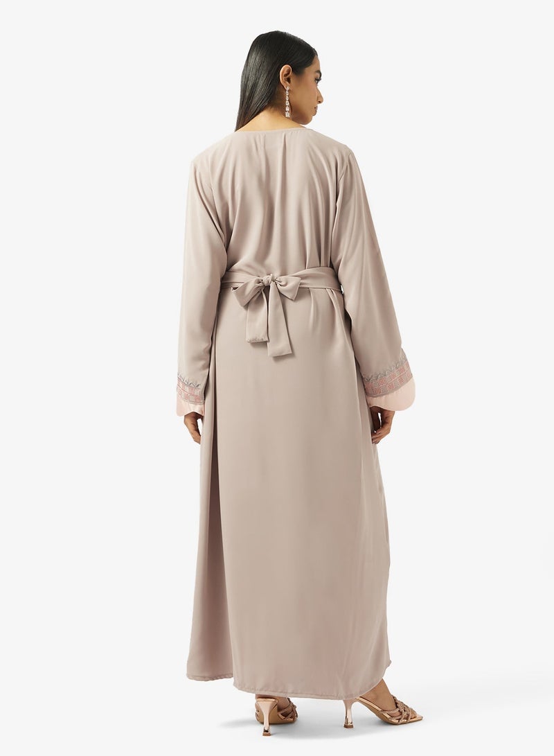 hayas closet Embroidered Belted Jalabiya - Image 2